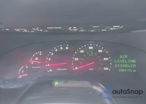 2002 Lincoln Continental z USA, uszkodzony, nr VIN 1LNHM97V72Y600124